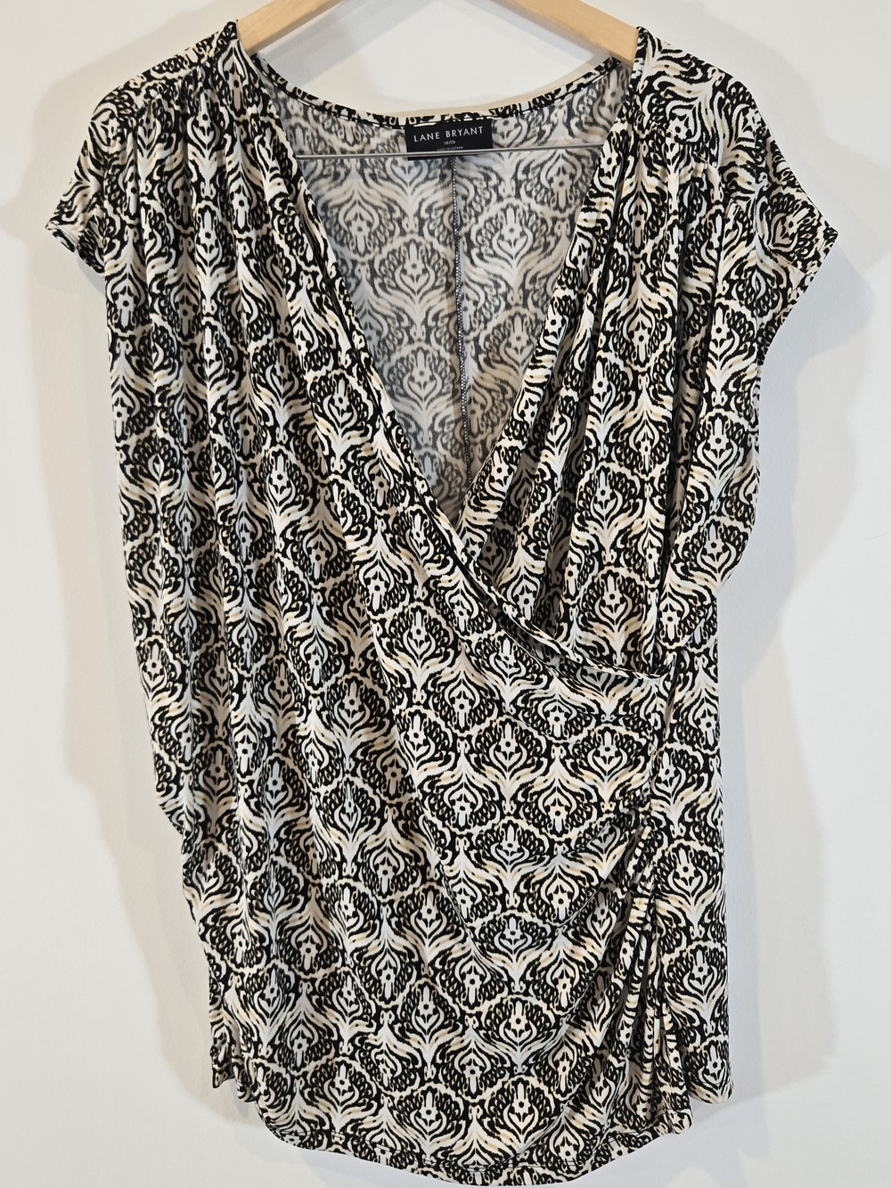 Lane Bryant black cream print Top Shirt Blouse Sz 18 20 2X Plus Classic Business